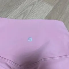 【使用感あり】lululemon ヨガパンツ ピンクのサムネイル