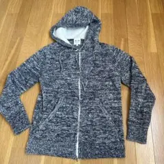 スリードッツ パーカー