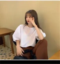 ♡かわいい♡ パフスリーブ　白　ブラウス　レディース　韓国　オルチャン　夏　半袖