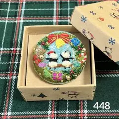 ハンドメイド刺繍ブローチ(箱付き) no.448③