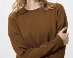 UNIQLO メリノクルーネックセーター