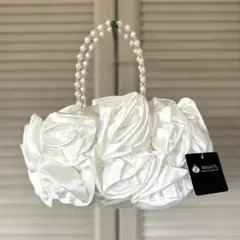 Item thumbnail for item 5797e8a1-66eb-4ca5-8a58-596218ffaa12