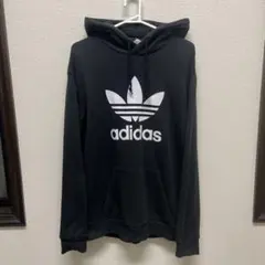 adidas ブラック フード付きパーカー