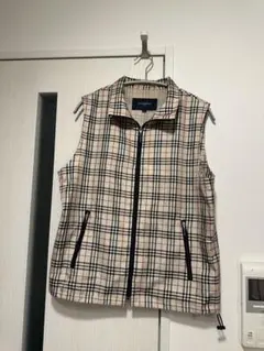 2025年最新】バーバリー ベストの人気アイテム - メルカリ