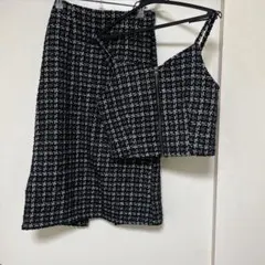 黒と白のツイード セットアップ