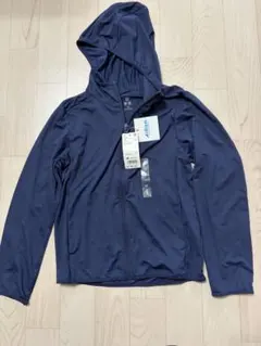 UNIQLOエアリズムUVカットメッシュパーカー140