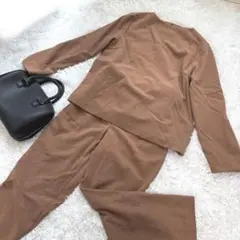 ミラオーウェン　キャメル フォーマルセットアップ パンツスーツ入園入学　オフィス