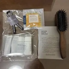 MARKS&WEB ウッドヘアブラシ スキンケアセットのサムネイル