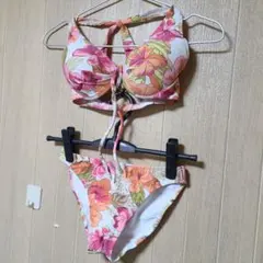 水着　SHREANU　ビキニ　セパレート　花柄　9Mのサムネイル