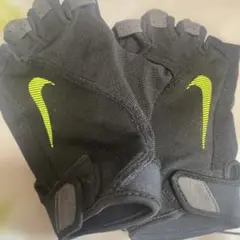 Nike トレーニンググローブ M ブラック/イエロー