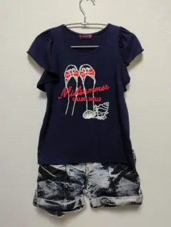 Lovetoxic Tシャツ（M）、デニムショートパンツ（ウエスト61）