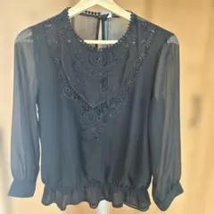 ZARA BASIC レースブラウス ブラック Sサイズのサムネイル