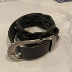 黒のレザー編み込みベルト