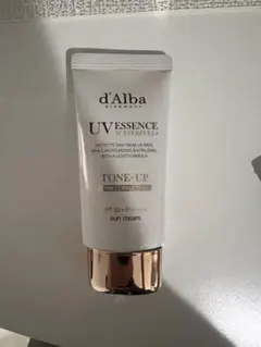 d'Alba UVトーンアップサンクリーム