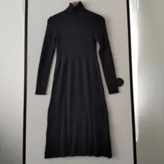 の*け様 ★UNIQLO/ユニクロ★リブタートル ニットワンピース ネイビー