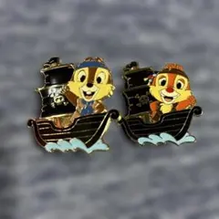 ディズニーストア チップとデール ハロウィンピンバッジ 2004 - メルカリ