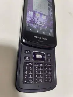 AQUOS PHONE スライド式 本体　SHARP IS15SHのサムネイル