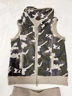 セットアップ【新品】　ベスト　スカート