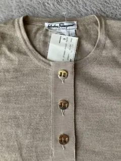 Salvatore Ferragamo ベージュ 長袖トップス L