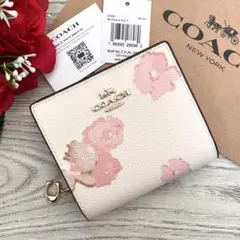 サマンサベガ ディズニーマリーちゃん 二つ折りお財布 新品、未使用 