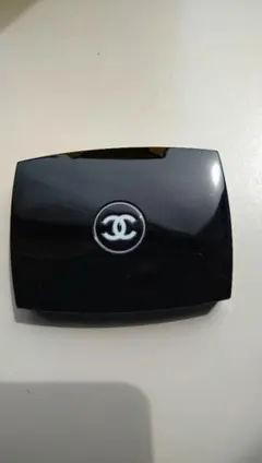 シャネルアイシャドー グレー