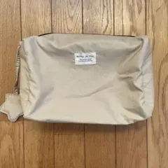 Item thumbnail for item 6099ef3a-f68d-4e50-8b2a-20b4388d9f14