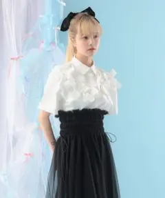 カロリナグレイサー リボン いっぱい コットン ショートスリーブ ブラウス 白のサムネイル