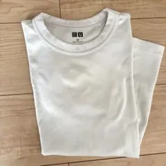 UNIQLO U ベージュ Tシャツ Mサイズのサムネイル