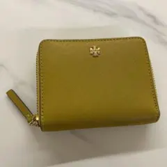 【お正月限定】トリーバーチ 二つ折り財布 イエロー