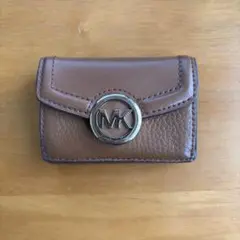 Michael Kors ブラウン三つ折り財布