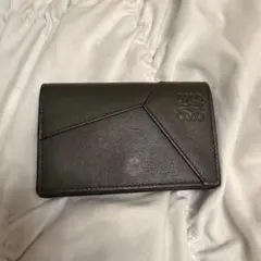 （美品）　LOEWE ダークグレー 名刺入れのサムネイル