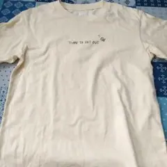 キッズUNIQLOUT スヌーピー Tシャツ クリーム色