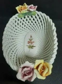 カポディモンテ】 陶器バスケット 陶花 バラ 花籠 イタリア製 - メルカリ