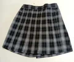 ユニクロ　キュロット　チェック　140　プリーツスカート見え