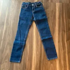 Item thumbnail for item 844555ec-5bf4-4d67-9774-ec2d8693664e