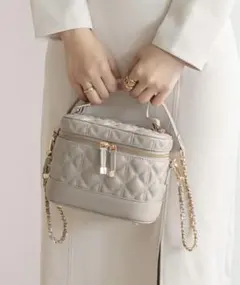 RANDA キルティング2WAY バニティバッグ ライトグレー