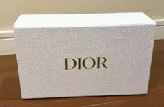 DIOR ホワイト ギフトボックス