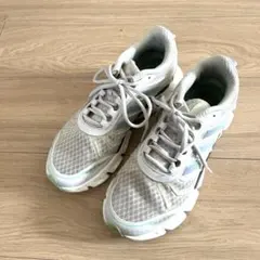 adidasアディダス　シューズ　25センチ