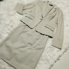 美品ネイビーSM☆INDIVI柔らか生地スカートスーツセットアップ