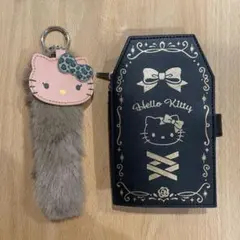 ハローキティ　ふわふわファーチャーム　アクリルスタンドホルダー