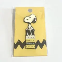 【新品未開封】スヌーピーミュージアム ロゴ ピンバッジ