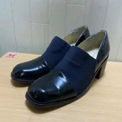 CLANE（クラネ） ワイドゴアフラットシューズのサムネイル