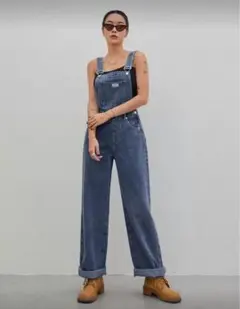 デニムオーバーオール