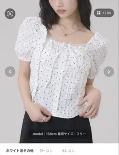 スクエアピンタックブラウスのサムネイル