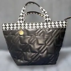 千鳥柄キルティングトートバッグ　チャーム付き
