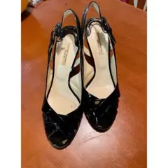 値下げしました セブントゥエルブサーティー、黒のオープントゥハイヒール　サンダル