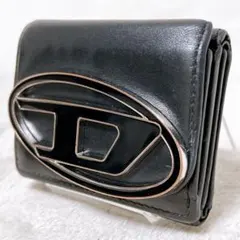 DIESELディーゼル　三つ折り財布　レザー　ブラック　Dロゴ　1DR　ミニ財布のサムネイル
