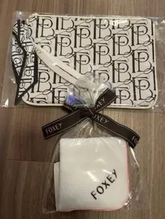 FOXEY フォクシー ノベルティ ポーチとミニタオルセット