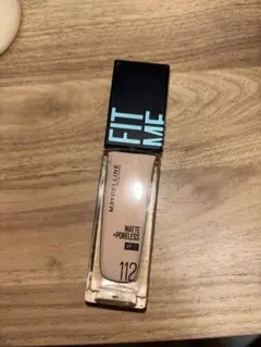Maybelline Fit Me リキッドファンデーション 112