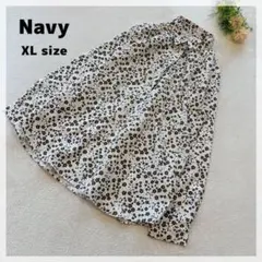 【ネイビー】プルオーバーシャツ XL ホワイト×ブラウン系 大きいサイズ　花柄のサムネイル